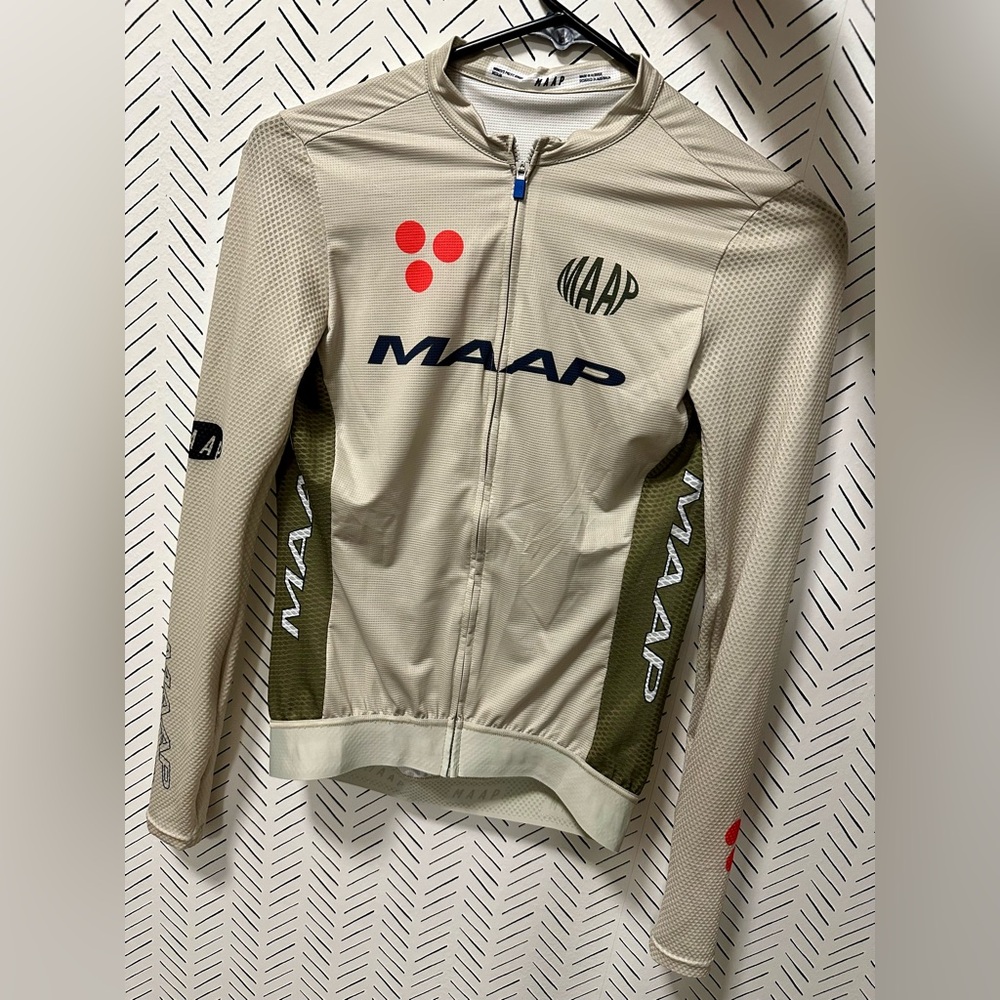 NWOT MAAP Women's Medium League Pro Air LS Jersey